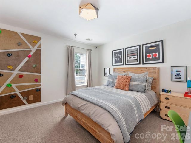 2306 Winthorp Ridge Road, Charlotte, NC 28270