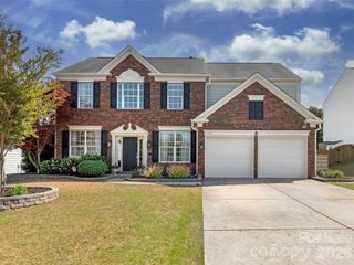 2306 Winthorp Ridge Road, Charlotte, NC 28270
