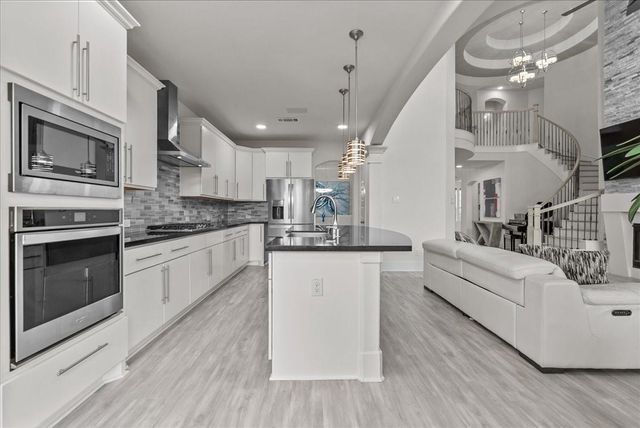 648 Garcitas Court, Webster, TX 77598