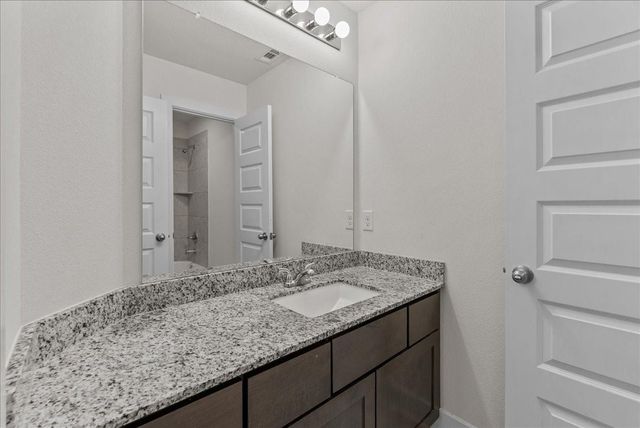 648 Garcitas Court, Webster, TX 77598