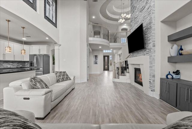 648 Garcitas Court, Webster, TX 77598