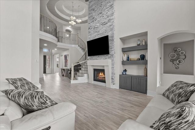 648 Garcitas Court, Webster, TX 77598