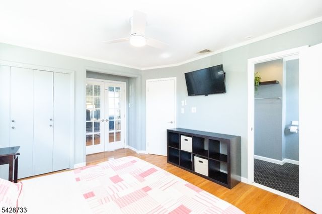 67 Thomas Pl, Edison Twp., NJ 08837