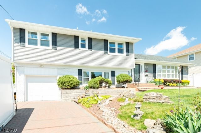67 Thomas Pl, Edison Twp., NJ 08837