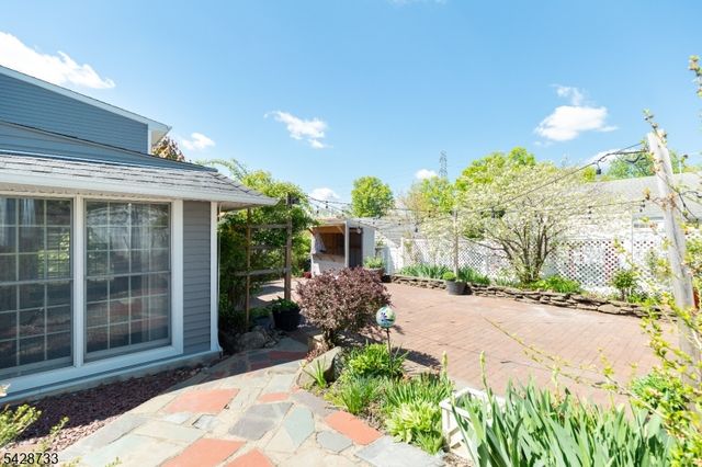 67 Thomas Pl, Edison Twp., NJ 08837