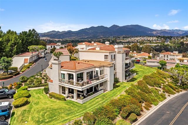 22392 Manacor 1, Mission Viejo, CA 92692