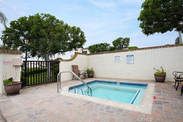 22392 Manacor 1, Mission Viejo, CA 92692