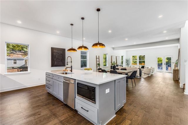 971 Washington SW Place, Atlanta, GA 30314