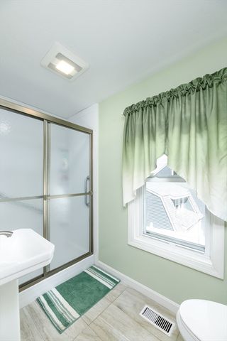 30 Prospect St, Spencer, MA 01562