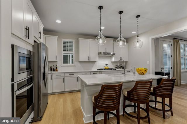14146 DUNLIN ST, Clarksburg, MD 20871