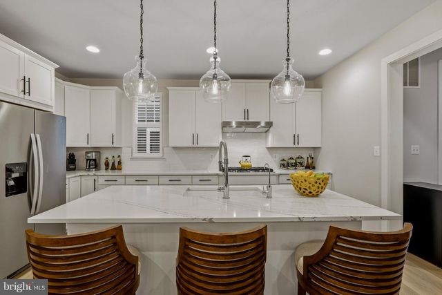 14146 DUNLIN ST, Clarksburg, MD 20871