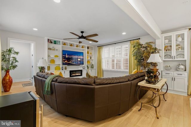14146 DUNLIN ST, Clarksburg, MD 20871