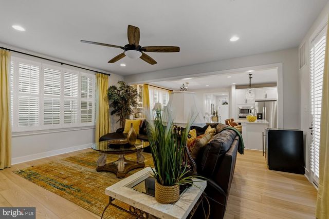 14146 DUNLIN ST, Clarksburg, MD 20871