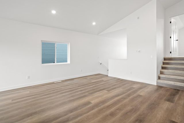 2515 38th Avenue S, Moorhead, MN 56560