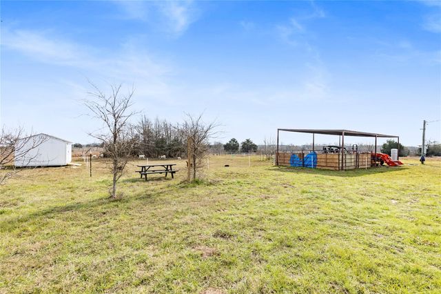 3484 Hackett Branch Road, Midway, TX 75852