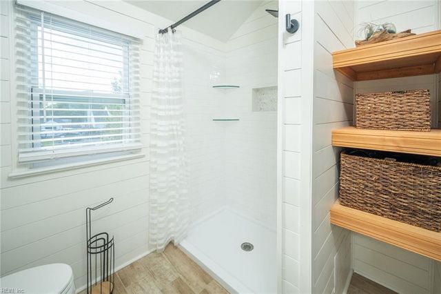 1585 Boles PL, Virginia Beach, VA 23454