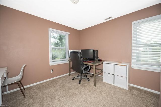 1585 Boles PL, Virginia Beach, VA 23454