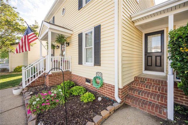 1585 Boles PL, Virginia Beach, VA 23454