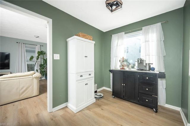 1585 Boles PL, Virginia Beach, VA 23454