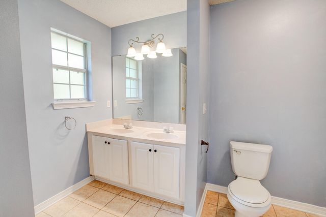 3998 Lauren Court, Destin, FL 32541
