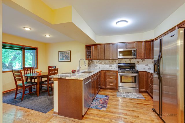 1613 Pebble Beach Drive, Hoffman Estates, IL 60169
