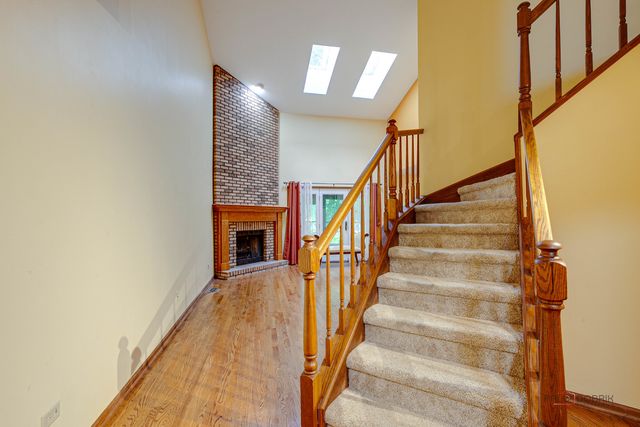1613 Pebble Beach Drive, Hoffman Estates, IL 60169
