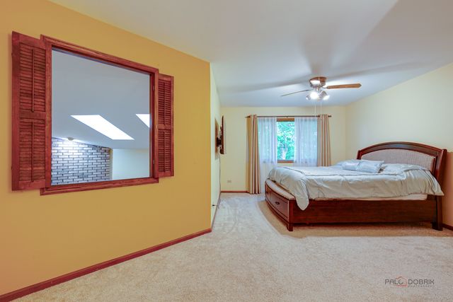 1613 Pebble Beach Drive, Hoffman Estates, IL 60169