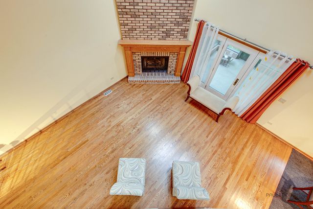 1613 Pebble Beach Drive, Hoffman Estates, IL 60169