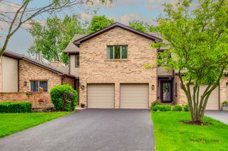 1613 Pebble Beach Drive, Hoffman Estates, IL 60169