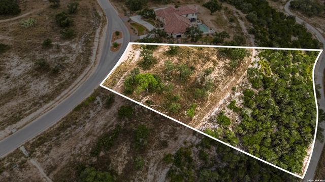 1817 Paradise Pkwy, Canyon Lake, TX 78133