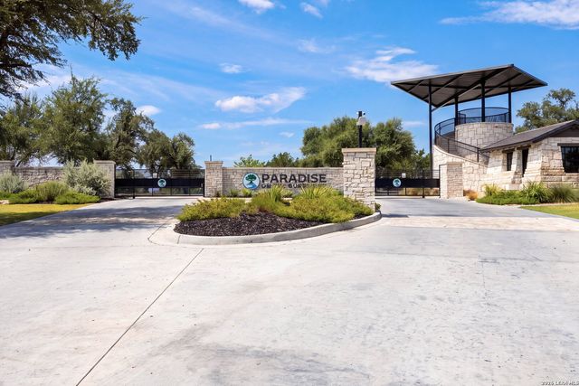 1817 Paradise Pkwy, Canyon Lake, TX 78133