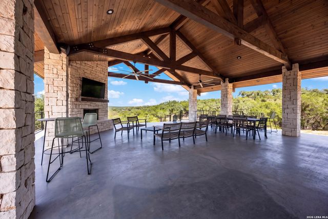 1817 Paradise Pkwy, Canyon Lake, TX 78133
