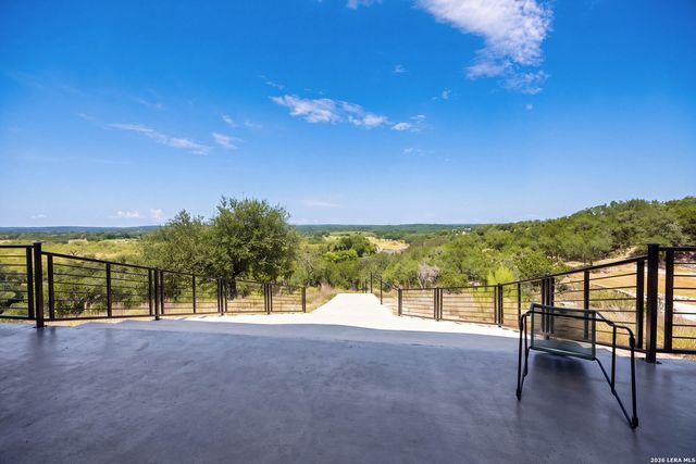 1817 Paradise Pkwy, Canyon Lake, TX 78133