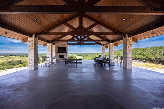 1817 Paradise Pkwy, Canyon Lake, TX 78133