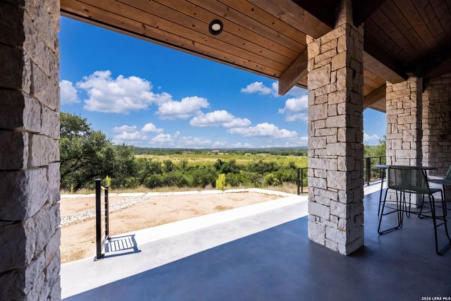 1817 Paradise Pkwy, Canyon Lake, TX 78133