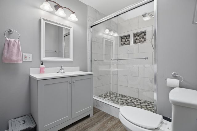 421 Farmbrook Court, Romeoville, IL 60446