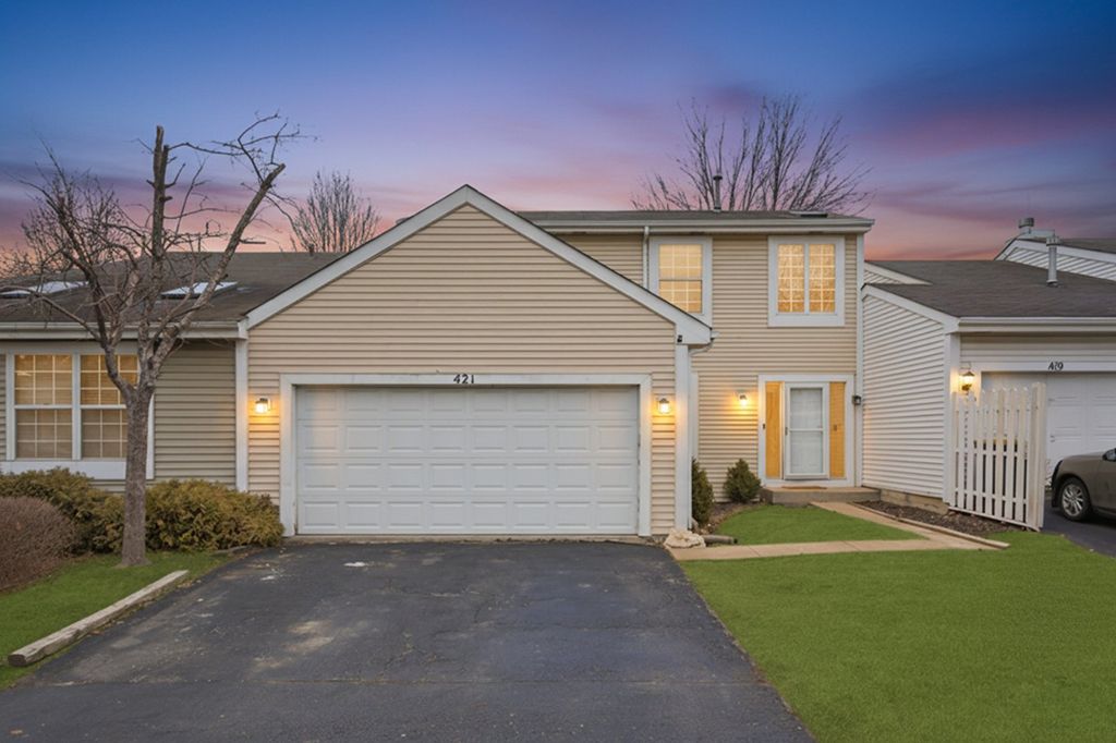 421 Farmbrook Court, Romeoville, IL 60446
