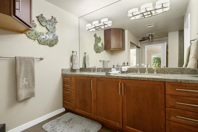 76745 Chrysanthemum Way, Palm Desert, CA 92211