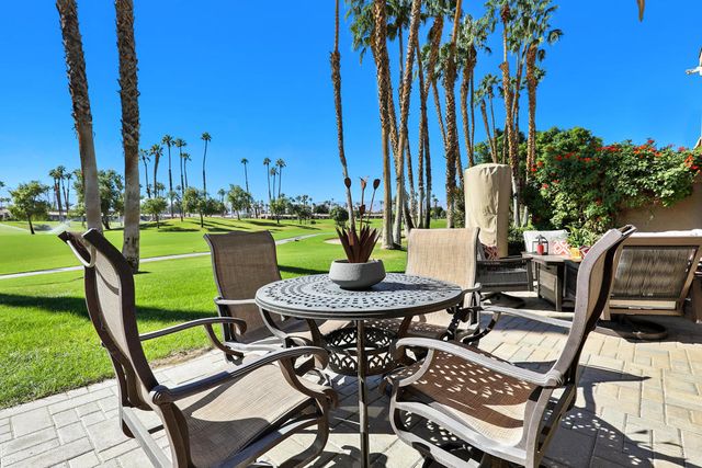 76745 Chrysanthemum Way, Palm Desert, CA 92211