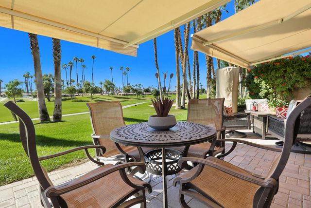 76745 Chrysanthemum Way, Palm Desert, CA 92211