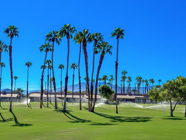 76745 Chrysanthemum Way, Palm Desert, CA 92211