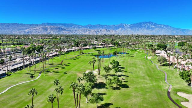 76745 Chrysanthemum Way, Palm Desert, CA 92211