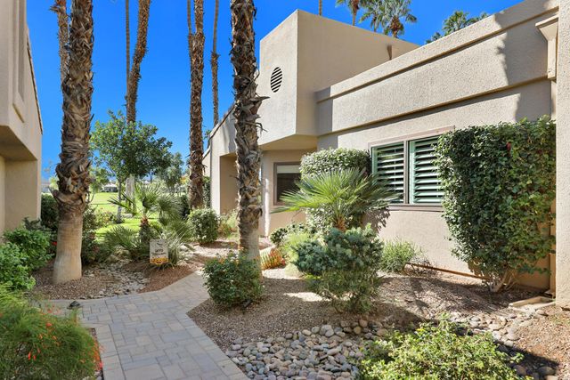 76745 Chrysanthemum Way, Palm Desert, CA 92211