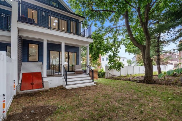 21 Keith St 2, Watertown, MA 02472