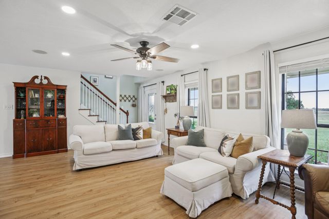 2160 County Road 305, Rockdale, TX 76567