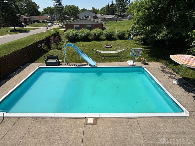 6229 Cheri Lynne Drive, Clayton, OH 45415