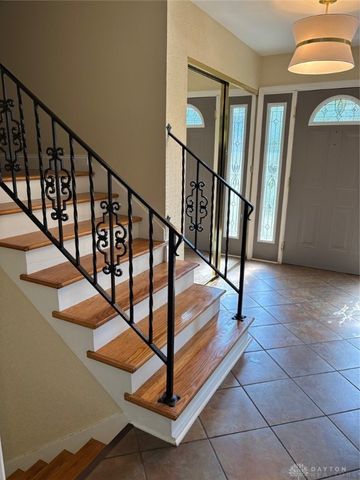 6229 Cheri Lynne Drive, Clayton, OH 45415