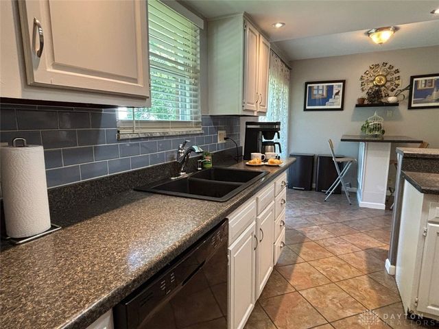 6229 Cheri Lynne Drive, Clayton, OH 45415