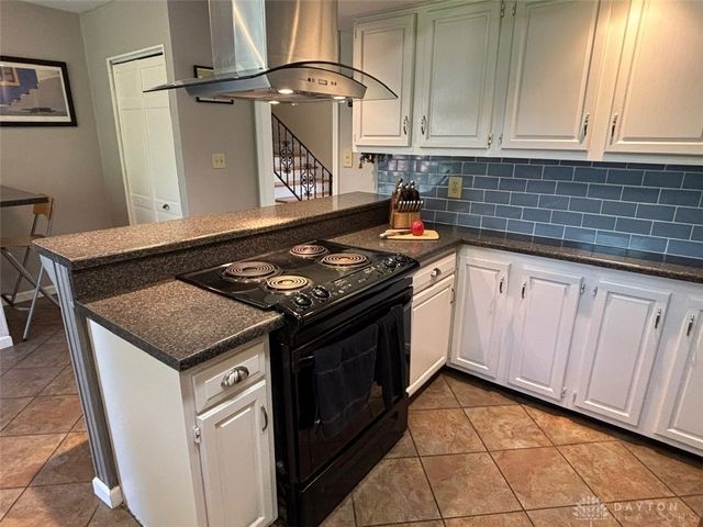 6229 Cheri Lynne Drive, Clayton, OH 45415