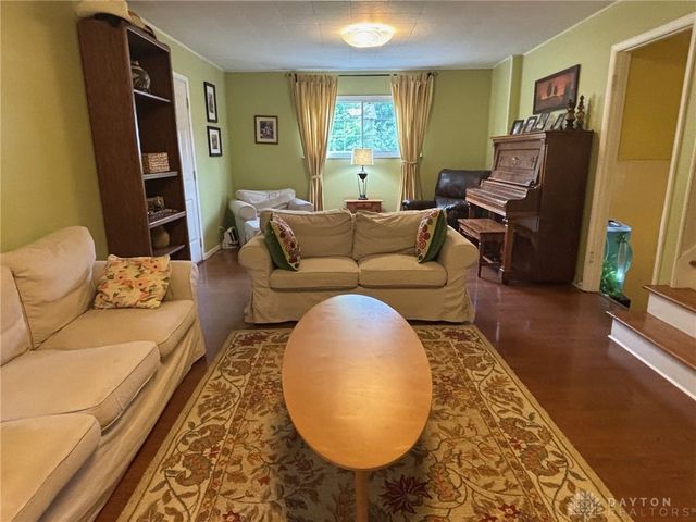 6229 Cheri Lynne Drive, Clayton, OH 45415